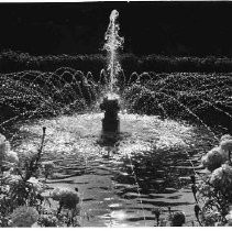 Capitol Mall fountain