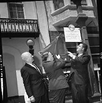 Dedicating Sacramento Engine House #3 as a historic site