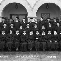 Grant U. H. S. 1937 Jan. Grads