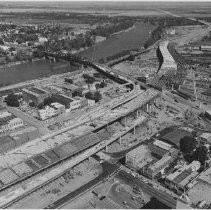 Detour for I Street Bridge under Construction of Interstate 5