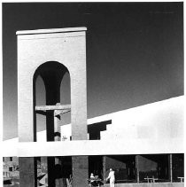 Sacramento Medical Foundation Blood Bank building under construction