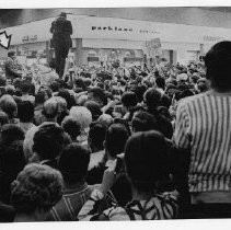 Senator Robert F. Kennedy (D-NY) campaigning for president, Florin Center