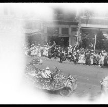 Roadster float in a parade