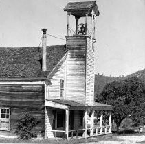 108 Year Old French Corral School