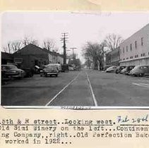 R street rail line at 15th street