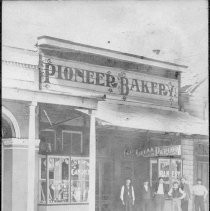 Pioneer Bakery, Folsom (ca 1905)