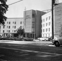 Main entrance to Mercy Hospital at J St. & 40th St