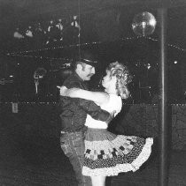 Swing Dancers