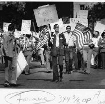 Demonstrators protest the California Valley Project's 160-acre limitation on water use