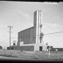 Grain silo