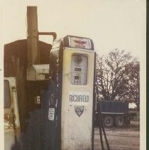 Old Fashioned Gas Pump