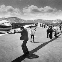 Banner Unfurled to Welcome CalAir to Lake Tahoe Airport