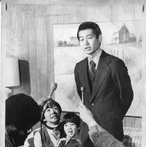 Robert T. (Bob) Matsui announces candidacy for Congress as Doris Matsui and Brian Matsui look on