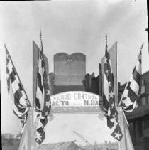 Flood Control Sacto.- N. Sac. Parade Float