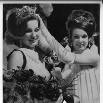 Polly Ann Houghton is crowned Miss Sacramento 1969 by outgoing Miss Sacramento Patti Smith