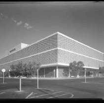 Weinstock's store in Country Club Center