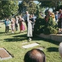 Tule Lake Linkville Cemetery Project 1989: Presentation of Paper Cranes