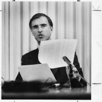 Gov. Brown talks with reporters about Iranian hostage situation