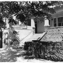 People's Bookstore front and side view