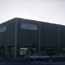 View of the Sacramento Savings and Loan building at 424 5th and L Streets