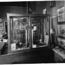 Gold scales in Wells Fargo Express office