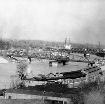 Sacramento waterfront showing the "M" and "I" Street Bridges