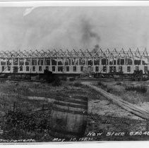 Exterior view of Southern Pacific Company's railyards construction site progress on General Store No. 1 for G.M.O. 46513 in 1921