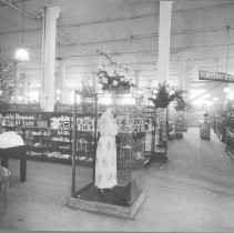 Weinstock's Interior