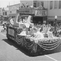 Floats in parade