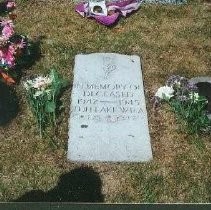 Tule Lake Linkville Cemetery Project 1989: Close-up of Grave Marker