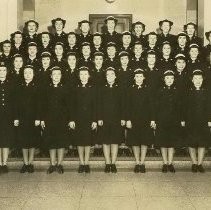 Evelyn Wasley and nursing school classmates