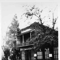 Wells Fargo Express Building, exterior