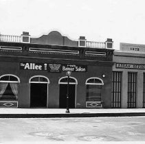 Photograph of the Skaggs Building (Cope Buildings) Site in Old Sacramento, after restoration