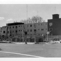 Capitol Vue Motel under construction