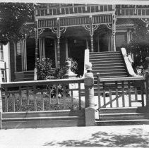 Private residence in Santa Rosa [CA]. Note steps