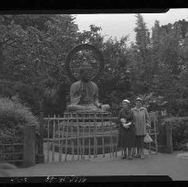 An sculpture of The Buddah