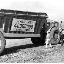 Oroville Dam constructon milestone