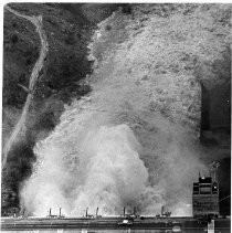 Folsom Dam Spillway Gates Open