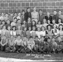 New England Mills School 1945