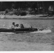 Amphibious Car on Folsom Lake