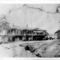 Building with large "Welcome" sign