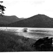 New Hogan Lake water skier