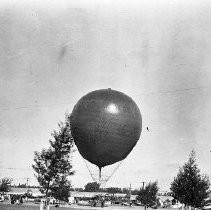 Hot air balloon prepares for liftoff