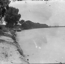 Sacramento River water front scene