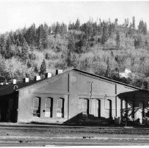 Dunsmuir roundhouse