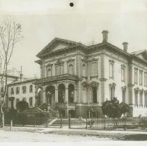 Crocker Mansion