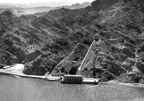 Air view of the LA Aqueduct