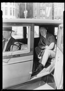 Mayor Porter and Lincoln car, Southern California, 1929