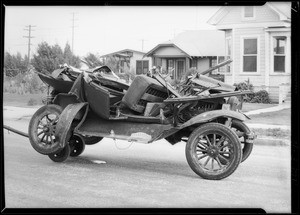 Ford coupe wreck, Southern California, 1929