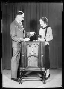 Four tube console, Jackson-Bell, Southern California, 1931